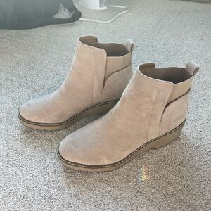 Women's Beige Ankle Boots